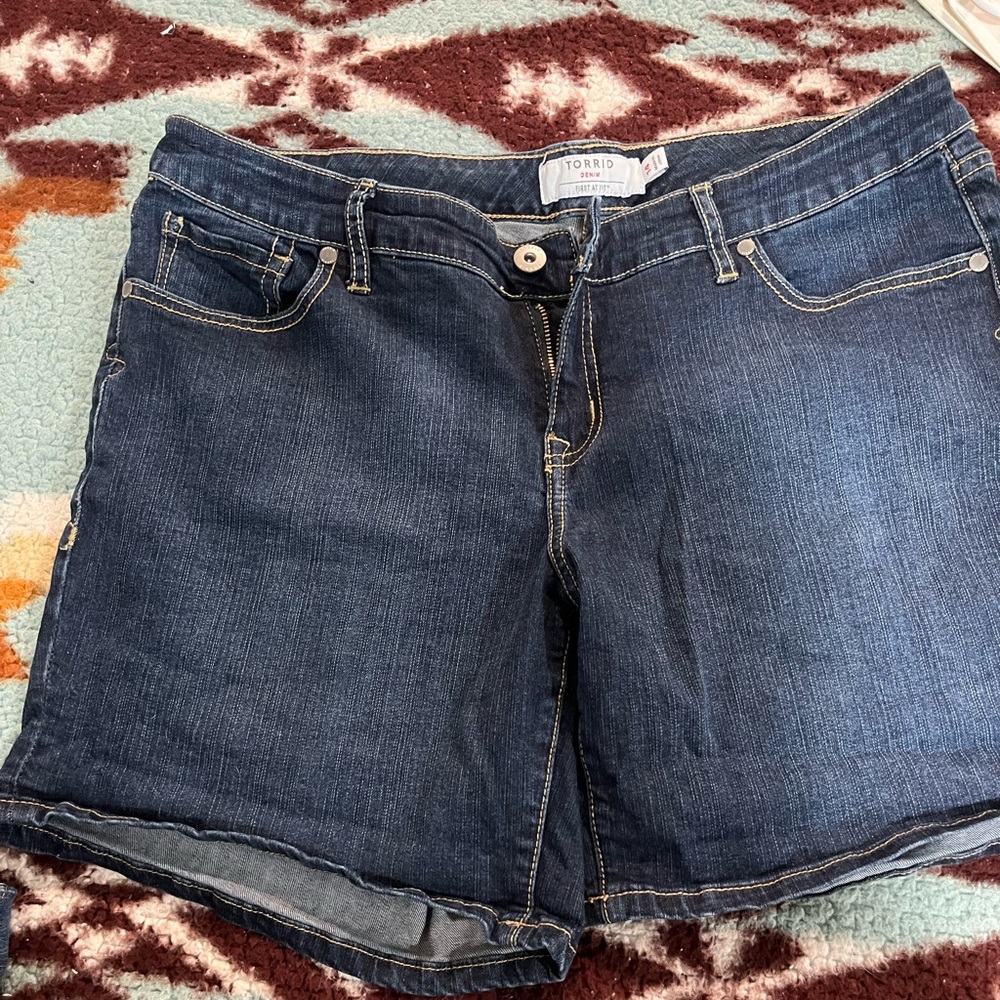Torrid jean shorts 14